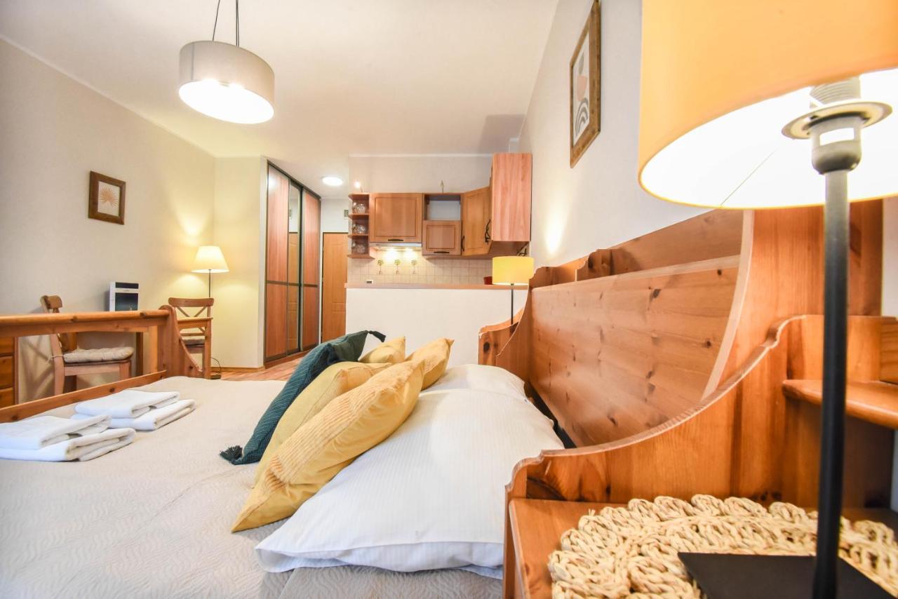 Apartamenty Na Wyspie - Trzy Korony - Studio Z Parkingiem Svinoústí Exteriér fotografie