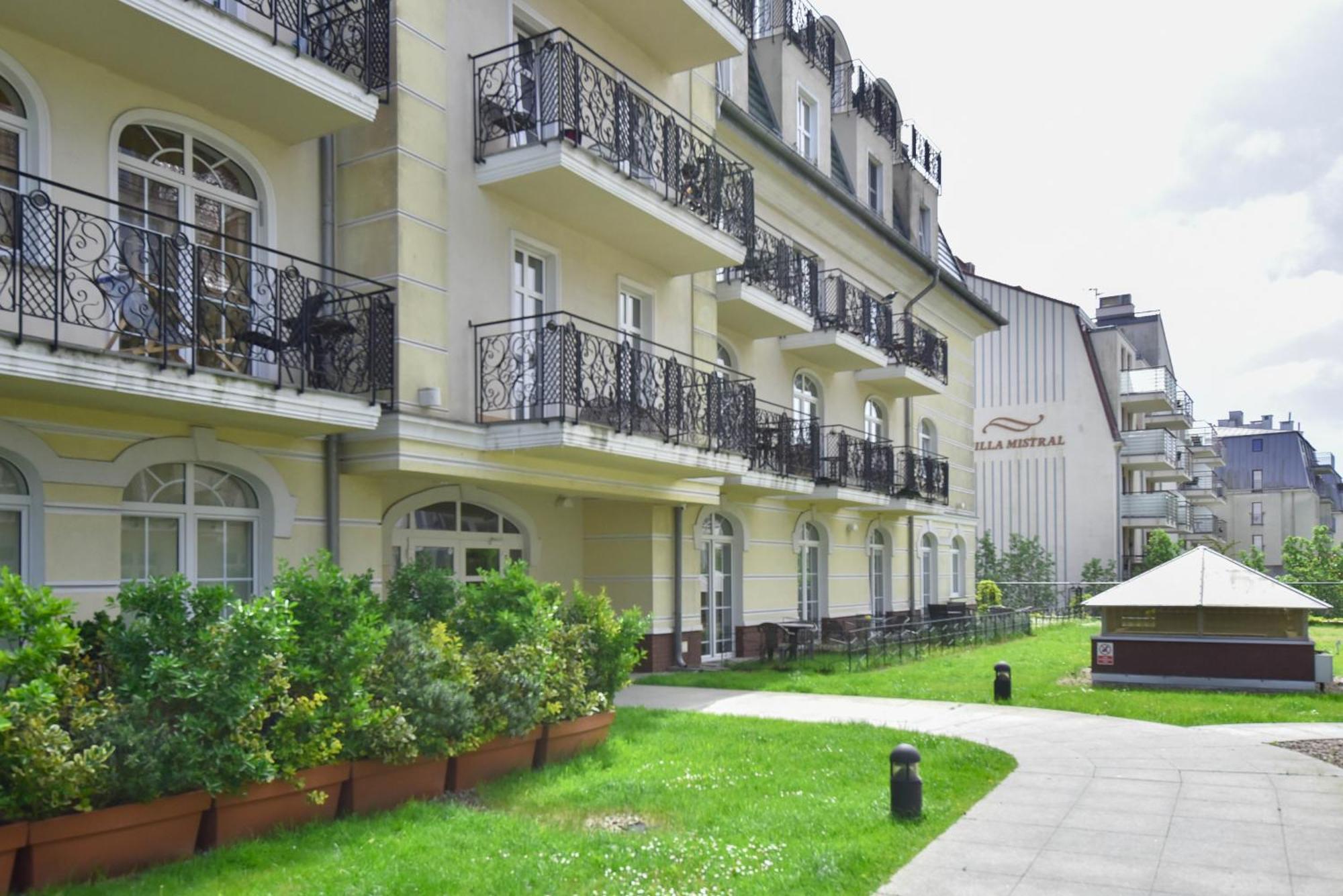 Apartamenty Na Wyspie - Trzy Korony - Studio Z Parkingiem Svinoústí Exteriér fotografie