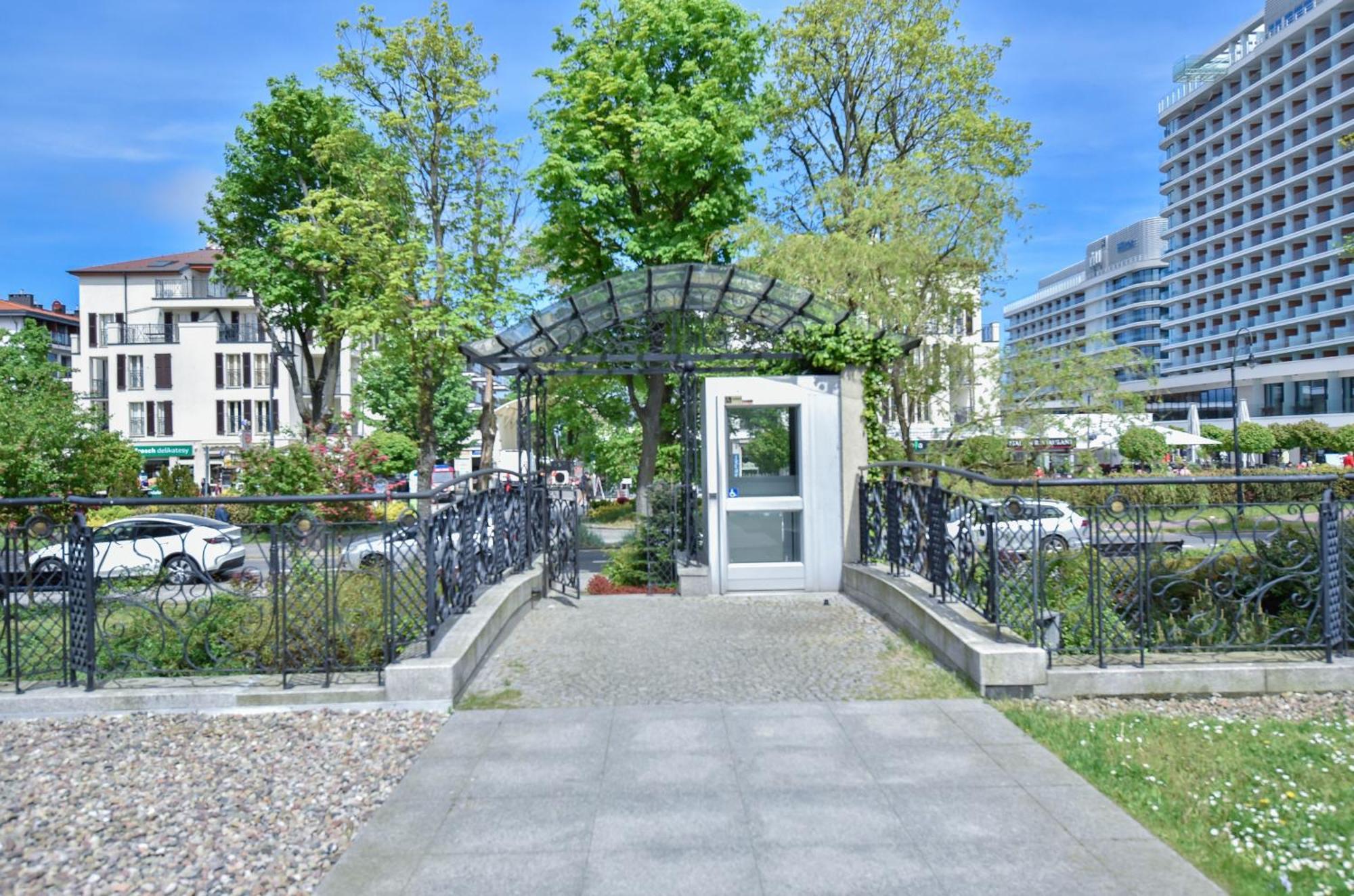 Apartamenty Na Wyspie - Trzy Korony - Studio Z Parkingiem Svinoústí Exteriér fotografie